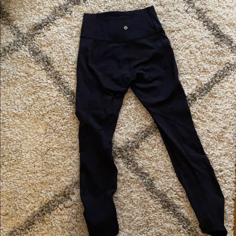 Euc Lululemon crops